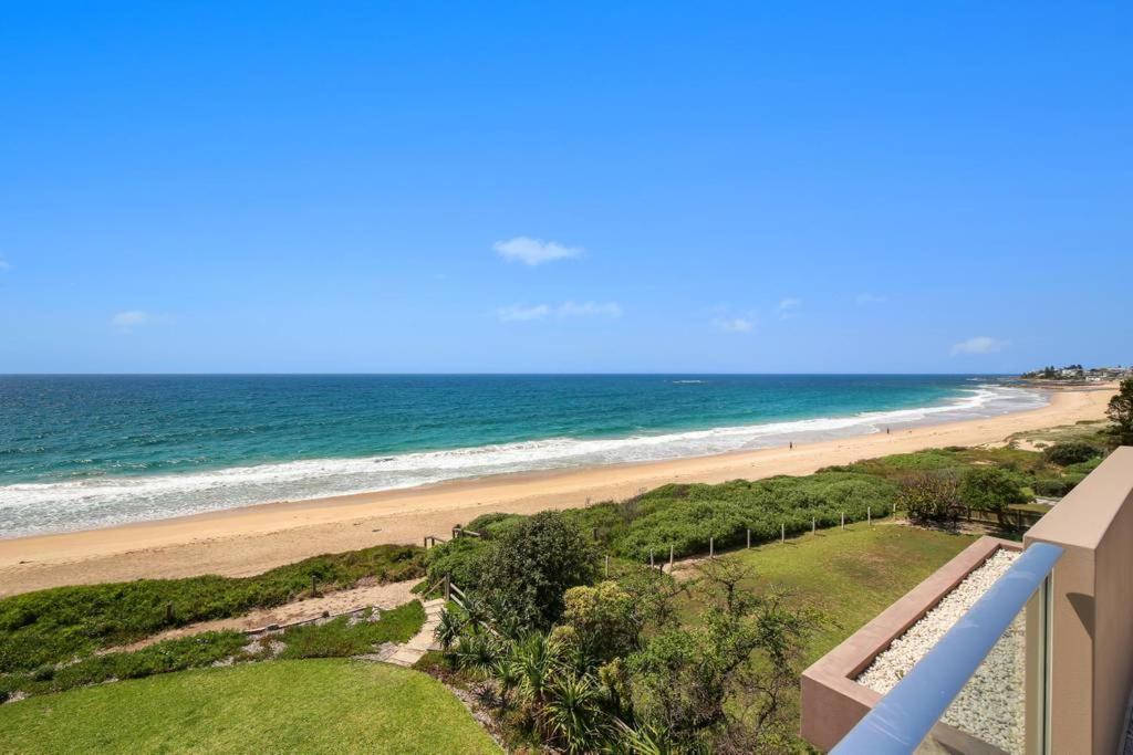 Beach And Ocean Front Penthouse With Wifi And Parking Apartment Entrance Bagian luar foto